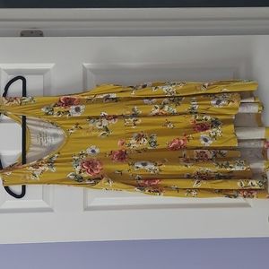 Torrid Yellow Floral Tiered Babydoll Tank 4x
